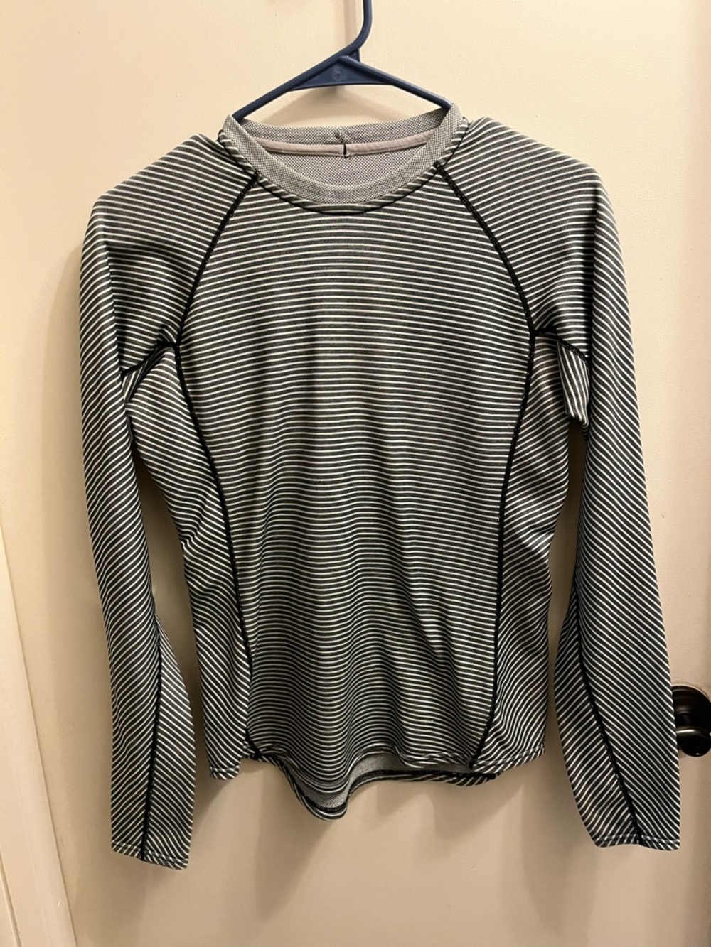 Patagonia Women's Black & White Striped Crew Neck Top